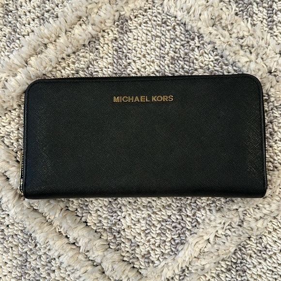 Michael Kors Handbags - Michael Kors large wallet